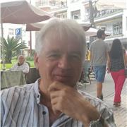 Profesor titulado da clases de alemán